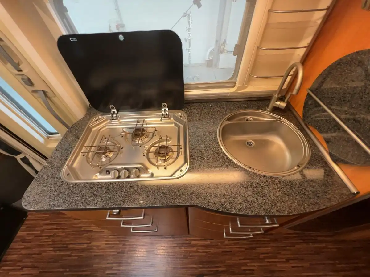 HYMER-ERIBA B 660 SL - Ansicht 14